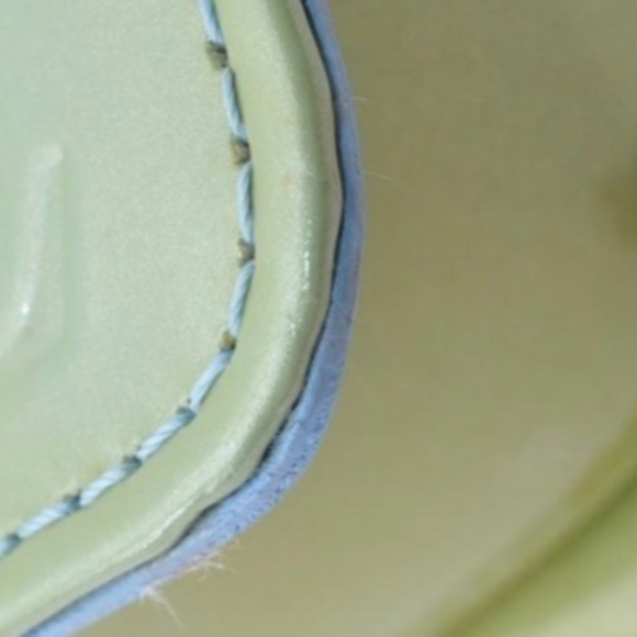 Louis Vuitton Vernis Pochette - Picture 4 of 9